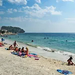 Lovely In Stobrec With Wifi Appartamento *