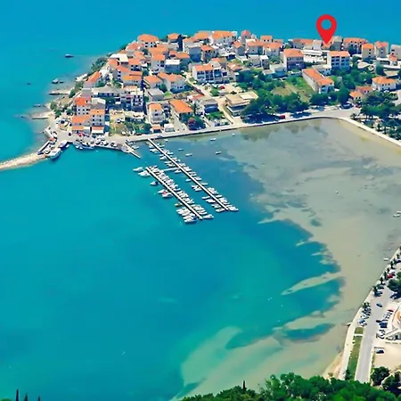 Amazing In Stobrec With Wifi Apartment Split