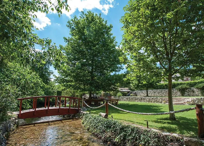 Amazing In Stobrec With Wifi * Split